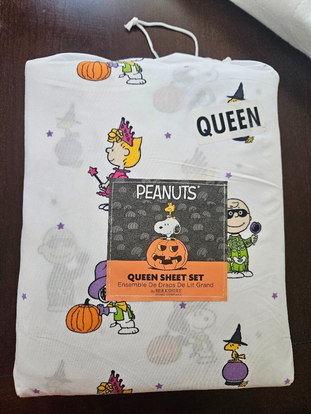 Peanuts halloween queen bed sheets